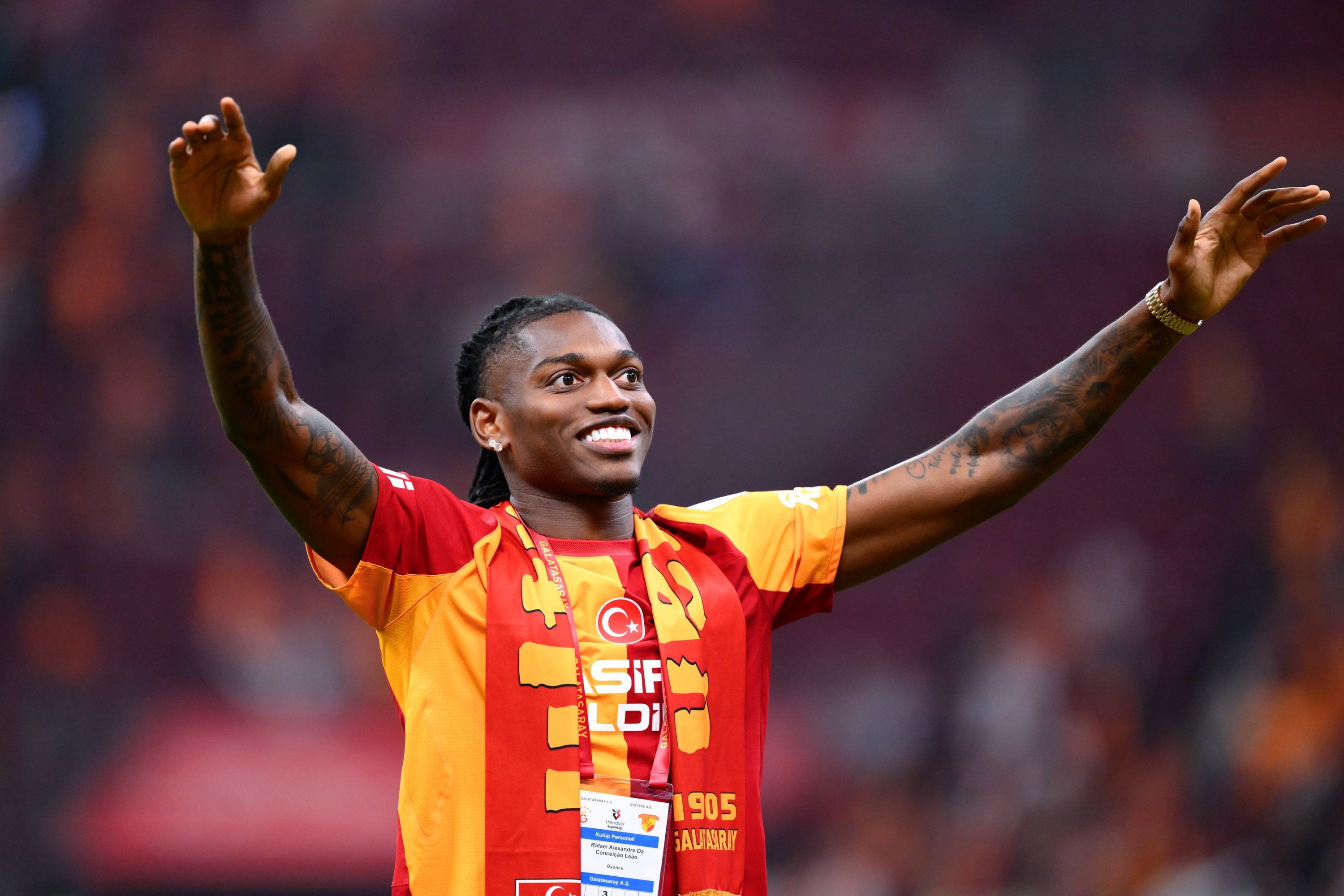 Leao Makes Immediate Impact in Galatasaray Outing With Goal Involvement and Red Card
