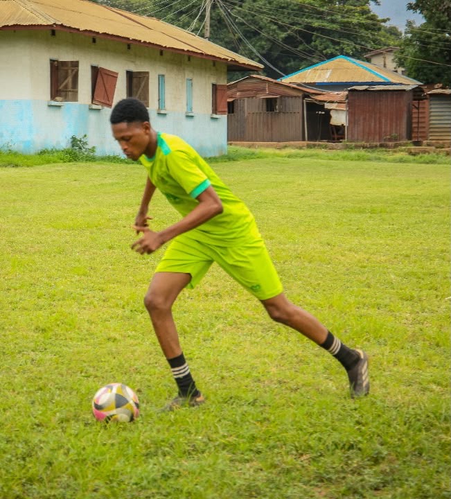 He Defends Like a Centre-Back, Attacks Like a Full-Back — Meet Nigeria’s Next Defensive Prospect”