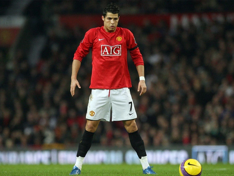 The Weirdest Alliance in Football: Why Real Madrid and Manchester United Fans Won't Stop Fighting FOR Each Other